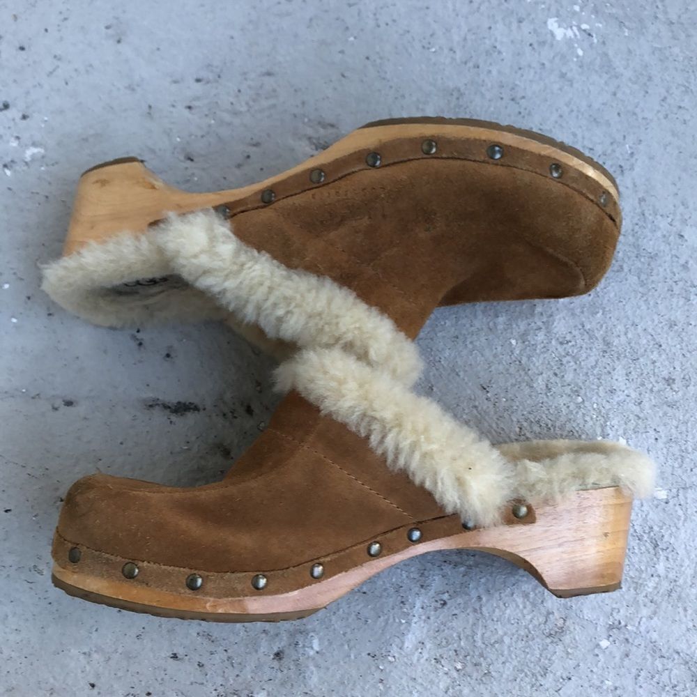 Ugg  Wooden Clogs - Picture 3 of 8